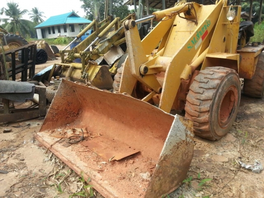 รถตักล้อยาง TCM - 30/810A รถตักล้อยาง TCM - 30/810A