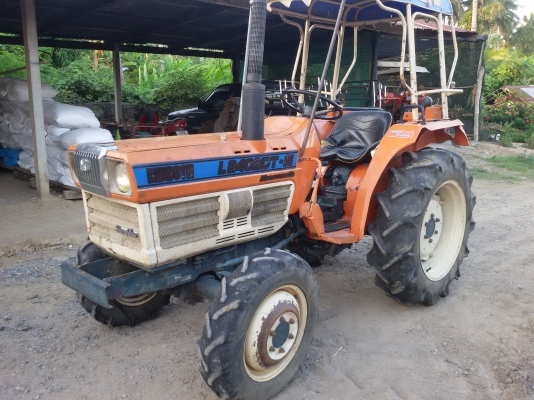 ปัญญาแทรคเตอร์..จัดมาให้ครับ ด่วน!!!คูโบต้า L2402DT 4WD พวงมาลัยเพาเวอร์ จัดส่ง อ.พยุหะ จ.นครสวรรค์