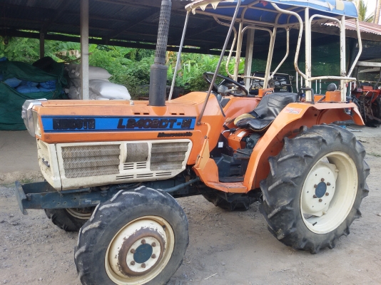 ปัญญาแทรคเตอร์..จัดมาให้ครับ ด่วน!!!คูโบต้า L2402DT 4WD พวงมาลัยเพาเวอร์ จัดส่ง อ.พยุหะ จ.นครสวรรค์