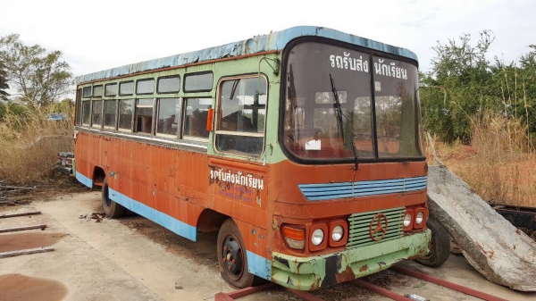 ขายตามสภาพ รถมินิบัสยาว 8 เมตร คัสซี HINO KM340 เครื่องดี DM100 เอกสารเล่มทะเบียนครบ