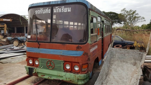 ขายตามสภาพ รถมินิบัสยาว 8 เมตร คัสซี HINO KM340 เครื่องดี DM100 เอกสารเล่มทะเบียนครบ