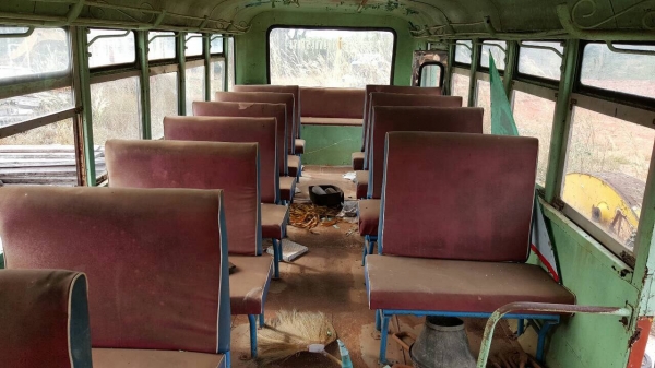 ขายตามสภาพ รถมินิบัสยาว 8 เมตร คัสซี HINO KM340 เครื่องดี DM100 เอกสารเล่มทะเบียนครบ