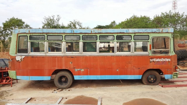 ขายตามสภาพ รถมินิบัสยาว 8 เมตร คัสซี HINO KM340 เครื่องดี DM100 เอกสารเล่มทะเบียนครบ