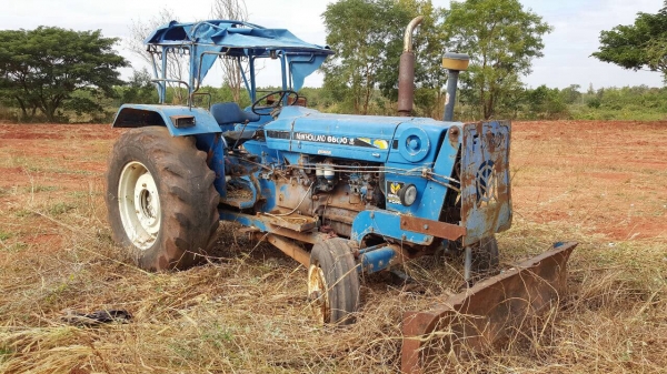 ขายตามสภาพ รถไถ FORD 6600 T5 เอกสารใบซื้อขาย อุปกรณ์มีแค่ผานดันหน้า ราคาต่อรองได้