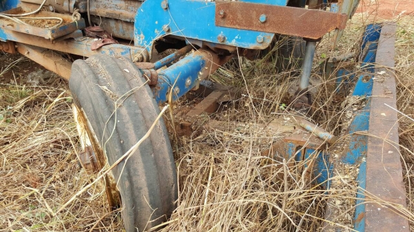 ขายตามสภาพ รถไถ FORD 6600 T5 เอกสารใบซื้อขาย อุปกรณ์มีแค่ผานดันหน้า ราคาต่อรองได้ ขายตามสภาพ รถไถ FORD 6600 T5 เอกสารใบซื้อขาย อุปกรณ์มีแค่ผานดันหน้า ราคาต่อรองได้