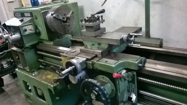 ขายถูกๆเครื่องกลึงมือสองจากญี่ปุ่น 10ฟุต IKEGAI A-25 พวงมาลัยขวา ยันศูนย์2สเตป 3จับ12นิ้วฟันกลับ จัดส่งฟรีครับ