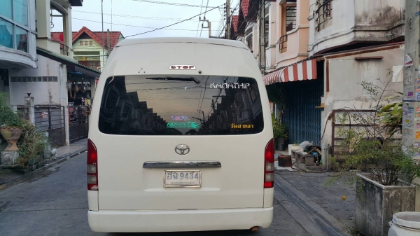 ขายรถตู้ Toyota commuter vvti 2.7 ปี 2009 NGV