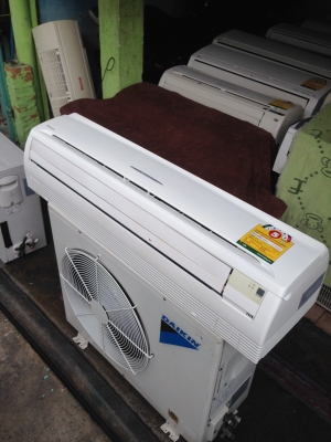 **** ขายแอร์ DAIKIN 18000 BTU สภาพสวย **** **** ขายแอร์ DAIKIN 18000 BTU สภาพสวย ****