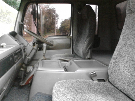 รถฮีโน่ 6 ล้อ ตู้เย็น FC4J  145 แรงม้า. ปี 40    สนใจติดต่อ  081 - 6079515