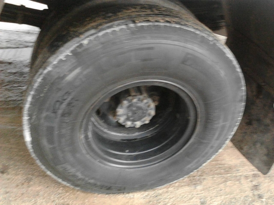 รถฮีโน่ 6 ล้อ ตู้เย็น FC4J  145 แรงม้า. ปี 40    สนใจติดต่อ  081 - 6079515