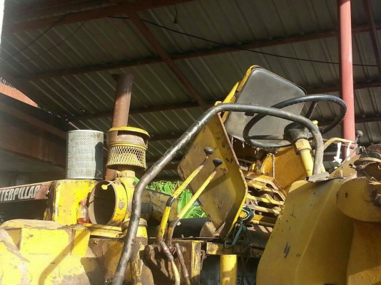 รถตัก  CAT - 950 B.   สนใจติดต่อ  081 - 6079515