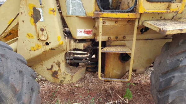 ขายรถตัก CAT 910 สภาพพร้อมใช้งาน ขายรถตัก CAT 910 สภาพพร้อมใช้งาน