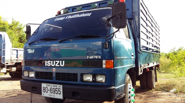 ขายหกล้อกลาง ISUZU NPR59LU5F-M-115 ปี38 สภาพสวยพร้อมใช้
