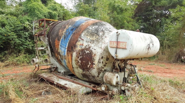 ขาย โม่ปูน 6 คิว อุปกรณ์ครบ พร้อมยกขึ้นใส่รถได้เลย ราคาคุยกันได้