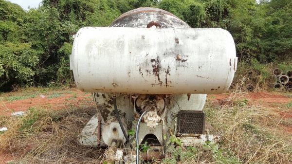 ขาย โม่ปูน 6 คิว อุปกรณ์ครบ พร้อมยกขึ้นใส่รถได้เลย ราคาคุยกันได้ ขาย โม่ปูน 6 คิว อุปกรณ์ครบ พร้อมยกขึ้นใส่รถได้เลย ราคาคุยกันได้