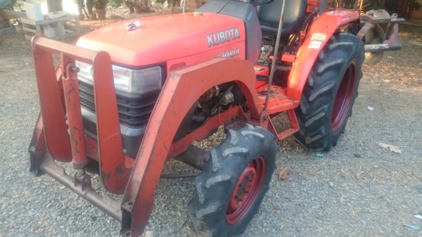 คูโบต้า 3408 Di  พร้อมอุปกรณ์ 3 ชิ้น ดันหน้า+ผานพรวน+โรตารี่ ราคา178,000 บาท สีเดิมดูง่าย ชั่วโมงแท้ รับประกันความสวย ส่งได้ทั่วประเทศ