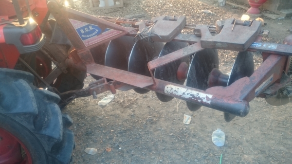 คูโบต้า 3408 Di  พร้อมอุปกรณ์ 3 ชิ้น ดันหน้า+ผานพรวน+โรตารี่ ราคา178,000 บาท สีเดิมดูง่าย ชั่วโมงแท้ รับประกันความสวย ส่งได้ทั่วประเทศ