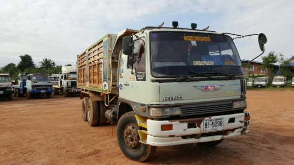 ขายรถบรรทุก 10 ล้อดัมพ์ HINO FM3M 240 แรงม้า 3 คันขายเหมา 2500000
