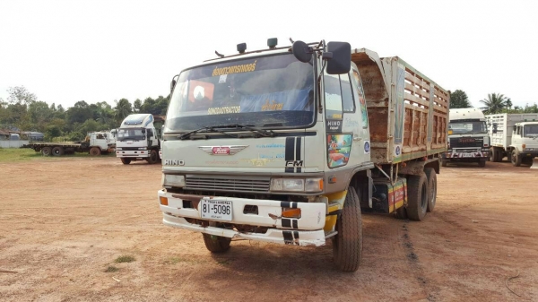 ขายรถบรรทุก 10 ล้อดัมพ์ HINO FM3M 240 แรงม้า 3 คันขายเหมา 2500000