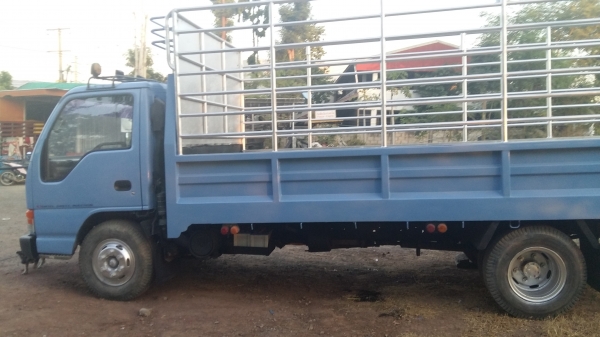 ขายหกล้อกลาง ISUZU NPR66LX5T-120 ปี42 กะบะยาว 5ม. สภาพพร้อมใช้