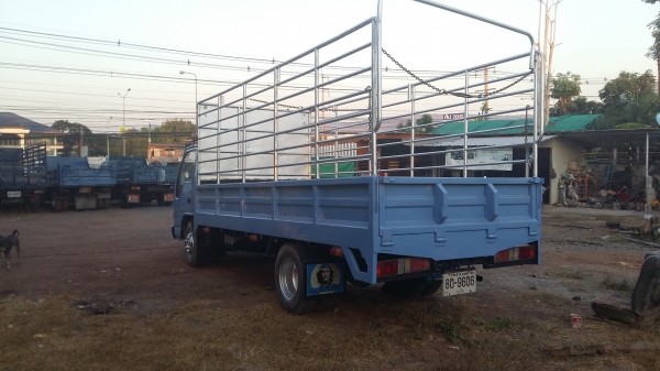 ขายหกล้อกลาง ISUZU NPR66LX5T-120 ปี42 กะบะยาว 5ม. สภาพพร้อมใช้