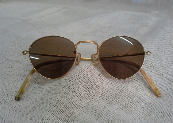 แว่นตาวินเทจแฮนด์เมด โมเดล จอห์น เลนนอน Made in Japan