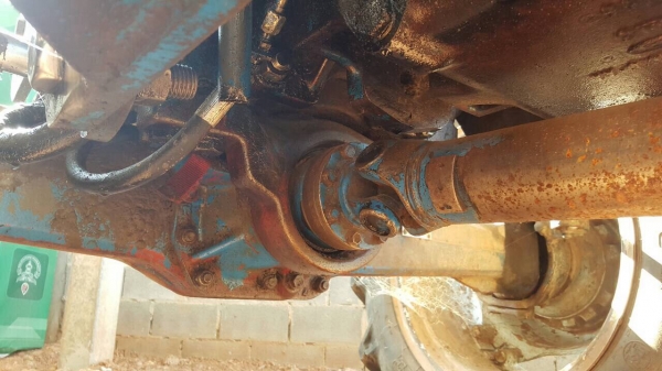 ขายรถไถ 2 เพลา FORD 7610 คานหน้า CARRARO เครื่องเสื้อลายเทอร์โบ ไม่มีทะเบียน อุปกรณ์มีผานดันหน้า และผาน 3 ขายรถไถ 2 เพลา FORD 7610 คานหน้า CARRARO เครื่องเสื้อลายเทอร์โบ ไม่มีทะเบียน อุปกรณ์มีผานดันหน้า และผาน 3