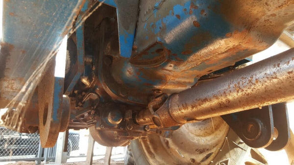 ขายรถไถ 2 เพลา FORD 7610 คานหน้า CARRARO เครื่องเสื้อลายเทอร์โบ ไม่มีทะเบียน อุปกรณ์มีผานดันหน้า และผาน 3 ขายรถไถ 2 เพลา FORD 7610 คานหน้า CARRARO เครื่องเสื้อลายเทอร์โบ ไม่มีทะเบียน อุปกรณ์มีผานดันหน้า และผาน 3