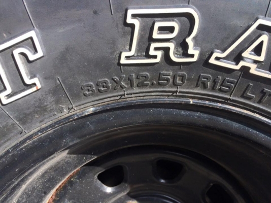 คารีเบี้ยนตู้ปลา เครื่อง1800cc. Toyota 7k สดๆวางใหม่ อะไหล่หาง่าย ราคาถูก วิ่งดีกว่าเครื่องเดิมเยอะครับ ยกสูง คันชักใหม่ๆ แหนบ กระทิง 4.5 ทั้งหมด ล้อ15x8. ออฟลึกใหม่ๆ พร้อมยางใหม่ 33นิ้ว เฟือง8/41 สโล1000 ประตู จิมนี่ คานหลังคาจิมนี่ ฝากระโปรง แก้ม กระจัง