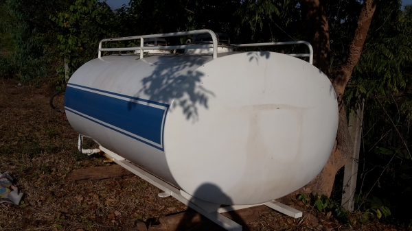 ขายถังน้ำมัน 3,000 ลิตรพร้อมหัวจ่าย