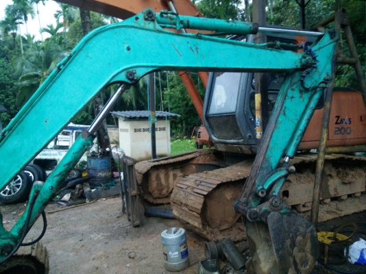 ขายรถแบคโฮ KOMATSU PC40-7 ราคา 300000