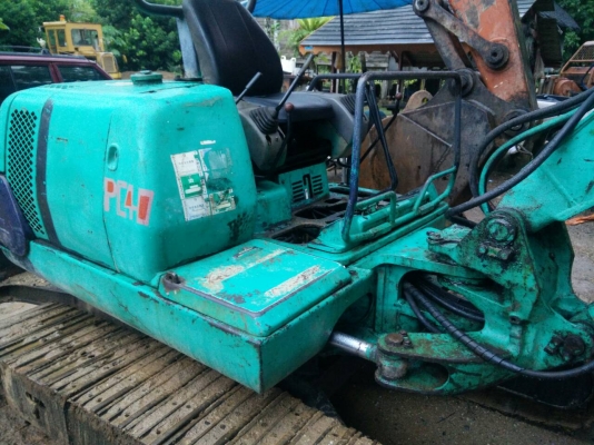 ขายรถแบคโฮ KOMATSU PC40-7 ราคา 300000