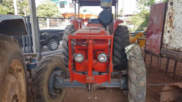 ขายรถไถ 2 เพลา KUBOTA M8030 เอกสารสัญญาซื้อขาย อุปกรณ์มีผานดันหน้า กับผาน 7