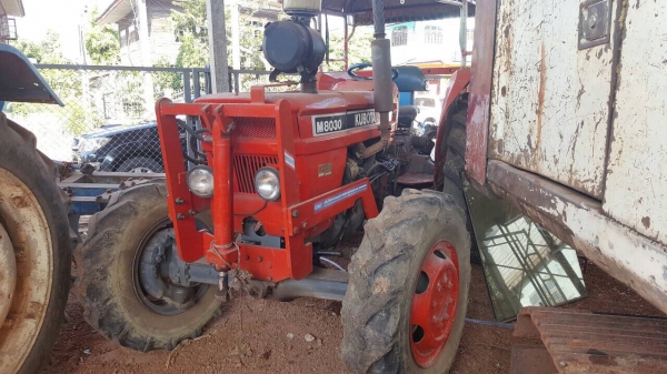 ขายรถไถ 2 เพลา KUBOTA M8030 เอกสารสัญญาซื้อขาย อุปกรณ์มีผานดันหน้า กับผาน 7