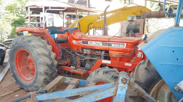 ขายรถไถ 2 เพลา KUBOTA M8030 เอกสารสัญญาซื้อขาย อุปกรณ์มีผานดันหน้า กับผาน 7