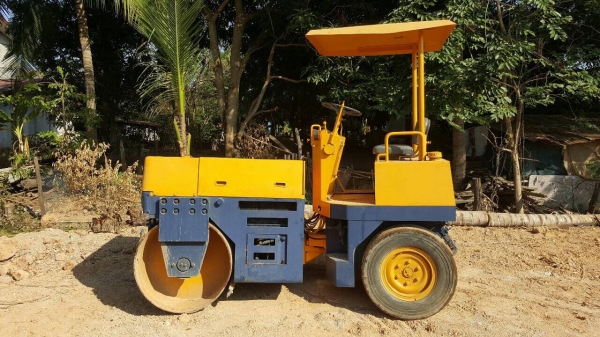 ขาย รถบดสั่นสะเทือนขนาดเล็ก KOMATSU JV40C-1 สภาพพร้อมใช้งาน เอกสารใบซื้อขาย