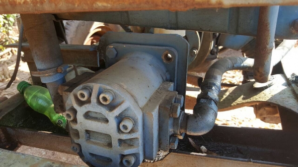 ขาย รถคีบ 6 ล้อประกอบ รถใช้งานได้ปกติ เครื่อง EH700 168 แรงม้า ปั้มดี ราคาต่อรองได้ ขาย รถคีบ 6 ล้อประกอบ รถใช้งานได้ปกติ เครื่อง EH700 168 แรงม้า ปั้มดี ราคาต่อรองได้