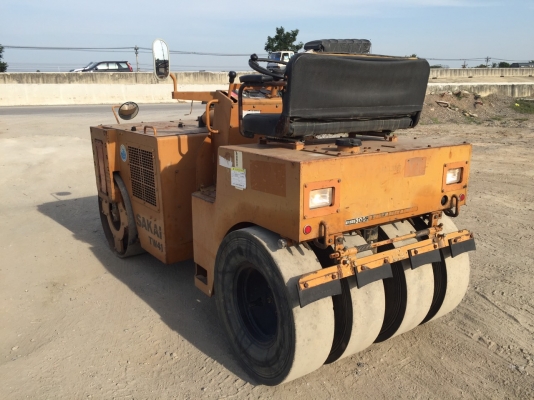 รถบดขนาด 4 ตัน Sakai TW41 ผ่อนได้