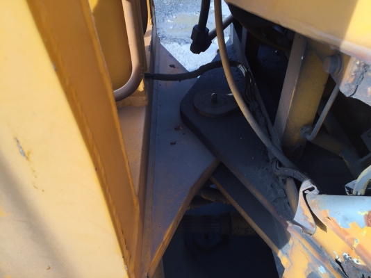 รถตักเอวอ่อน Furukawa 4WD Japan ผ่อนได้