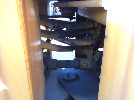 รถตักเอวอ่อน Furukawa 4WD Japan ผ่อนได้