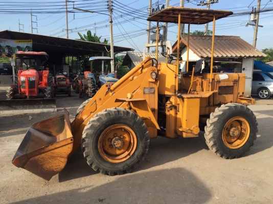 รถตักเอวอ่อน Furukawa 4WD Japan ผ่อนได้