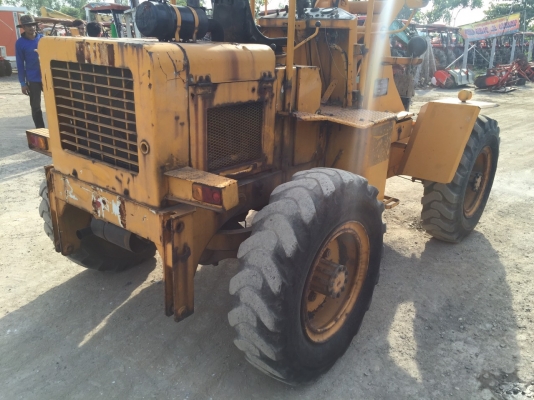 รถตักเอวอ่อน Furukawa 4WD Japan ผ่อนได้