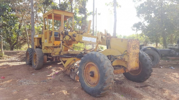 ขายรถเกรด CHAMPION 720 สภาพพร้อมใช้งาน เอกสารใบซื้อขาย ราคาต่อรองได้ครับ ขายรถเกรด CHAMPION 720 สภาพพร้อมใช้งาน เอกสารใบซื้อขาย ราคาต่อรองได้ครับ