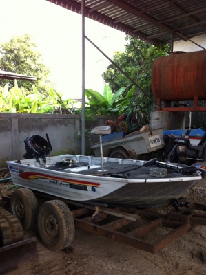 เรืออลูมิเนียม 13ฟุต เฉพาะเรือไม่รวมเครื่องไม่มีเทรเลอร์65000