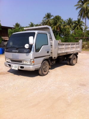 หกล้อดั้มอีซูซุ isuzuแอร์เย็นพร้อมใช้งานราคา 550000