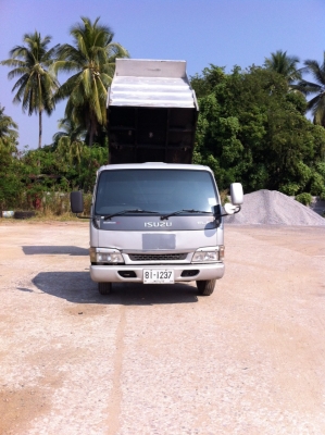 หกล้อดั้มอีซูซุ isuzuแอร์เย็นพร้อมใช้งานราคา 550000