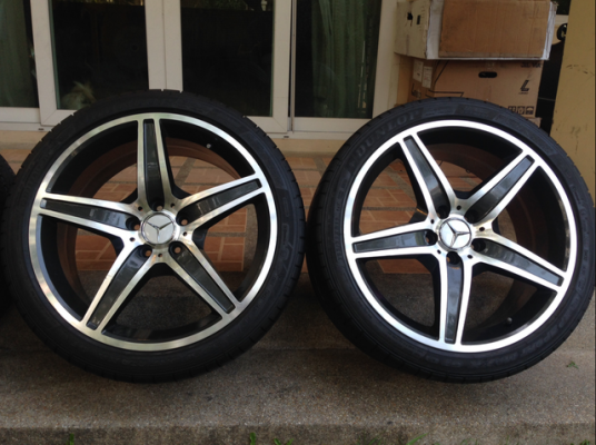 ล้อ AMG ขอบ19 หน้า 8 หลัง 9 สภาพสวย พร้อมยางปี13 หน้า 235 35 19 ยางหลัง 255 35 19