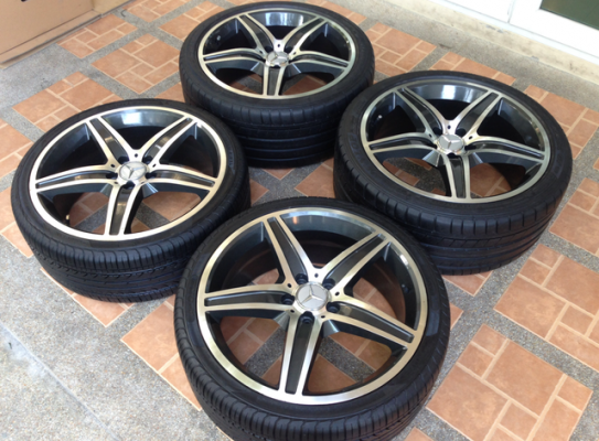 ล้อ AMG ขอบ19 หน้า 8 หลัง 9 สภาพสวย พร้อมยางปี13 หน้า 235 35 19 ยางหลัง 255 35 19