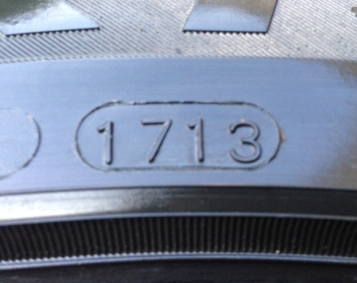 ยาง Maxxis 265 50 20 ปี13 ดอกสวยคม พร้อมใช้งาน ราคาไม่แพง ยาง Maxxis 265 50 20 ปี13 ดอกสวยคม พร้อมใช้งาน ราคาไม่แพง