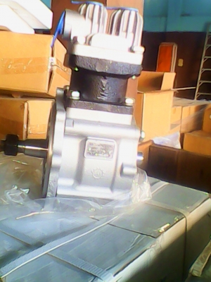 ขายปััมลม  12000 บาท  โทร0906208746